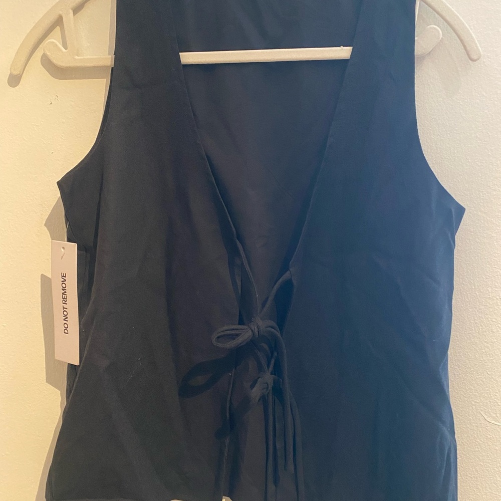 Princess Polly Black Sleeveless Vest